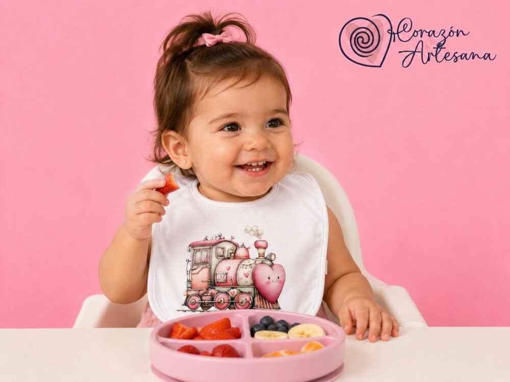 Babero Velcro Tren en rosa - Imagen 3