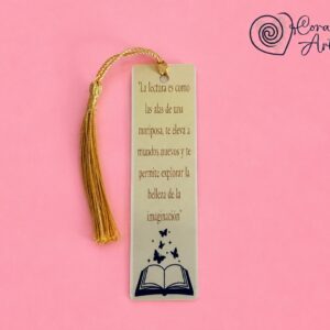 Marcapáginas con Frase y libro mariposas.